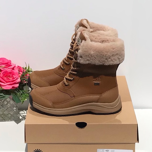 UGG Zaylee Boots - Picture 4 of 10
